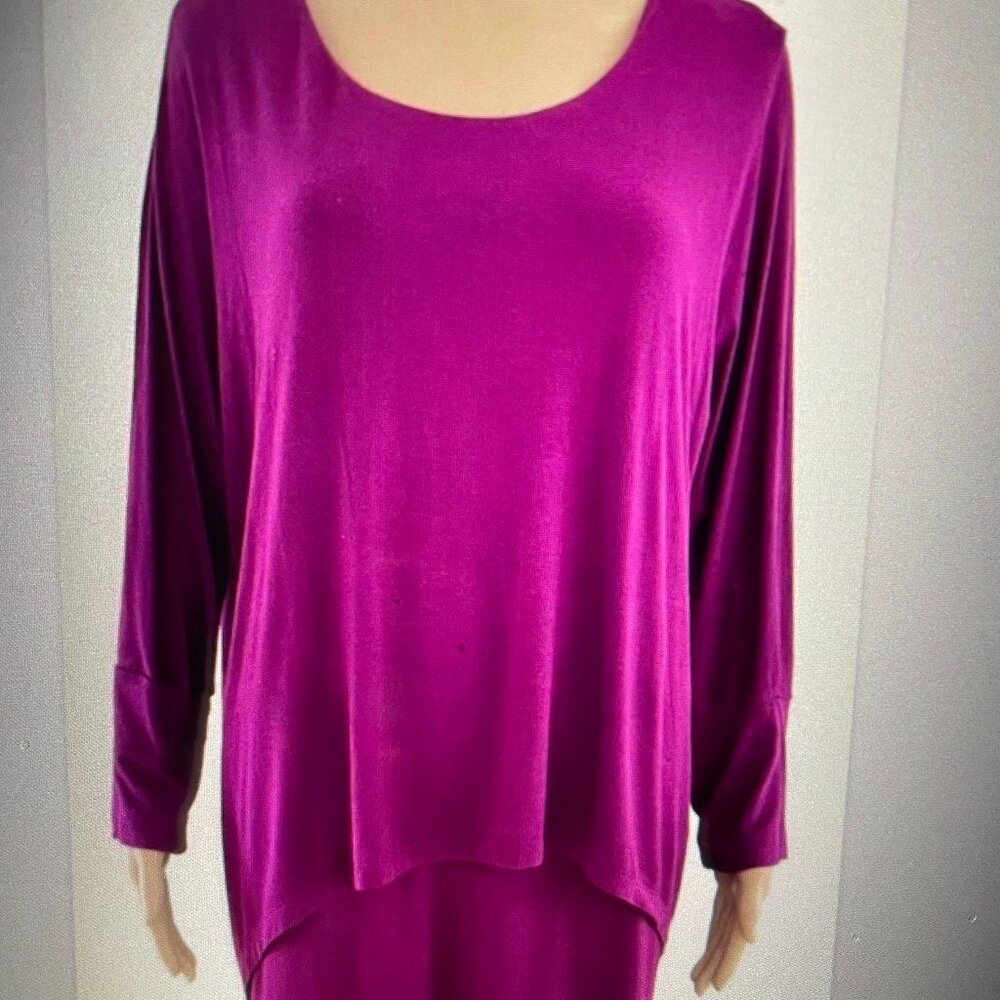 DB Established 1962 Double Layer  Size XL Tunic  Burgundy